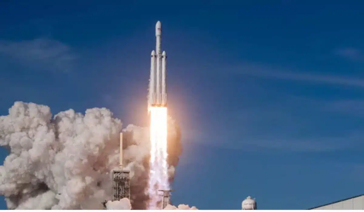 spacex falcon 9 engineers investigate rocket malfunction