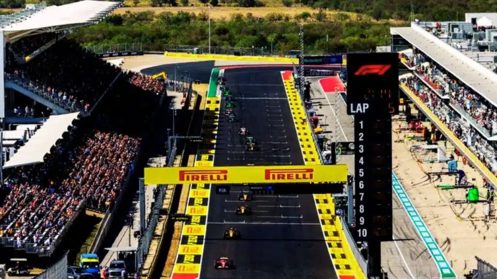 us gp fined 500k after 200 f1 fans track invasion