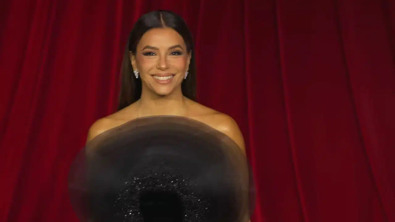 Eva Longoria Denies Leaving US Over Trump Win