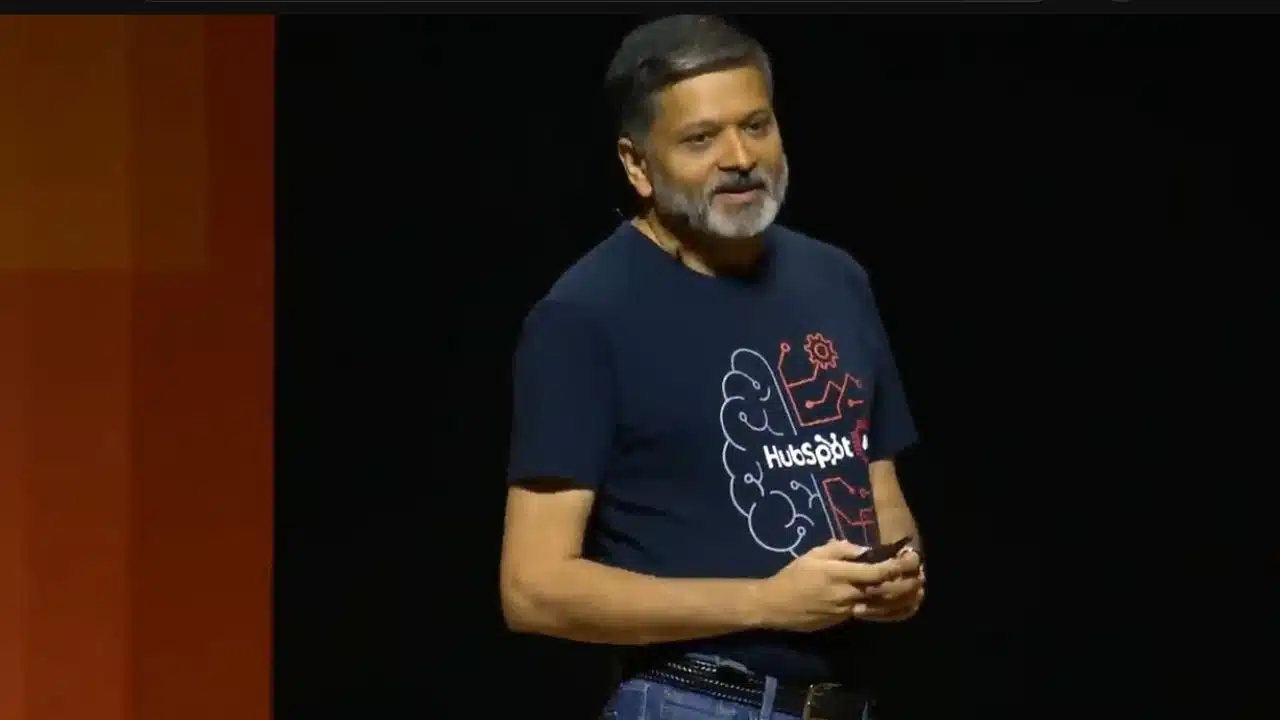 Hubspot Dharmesh Shah Sells Chat com OpenAI