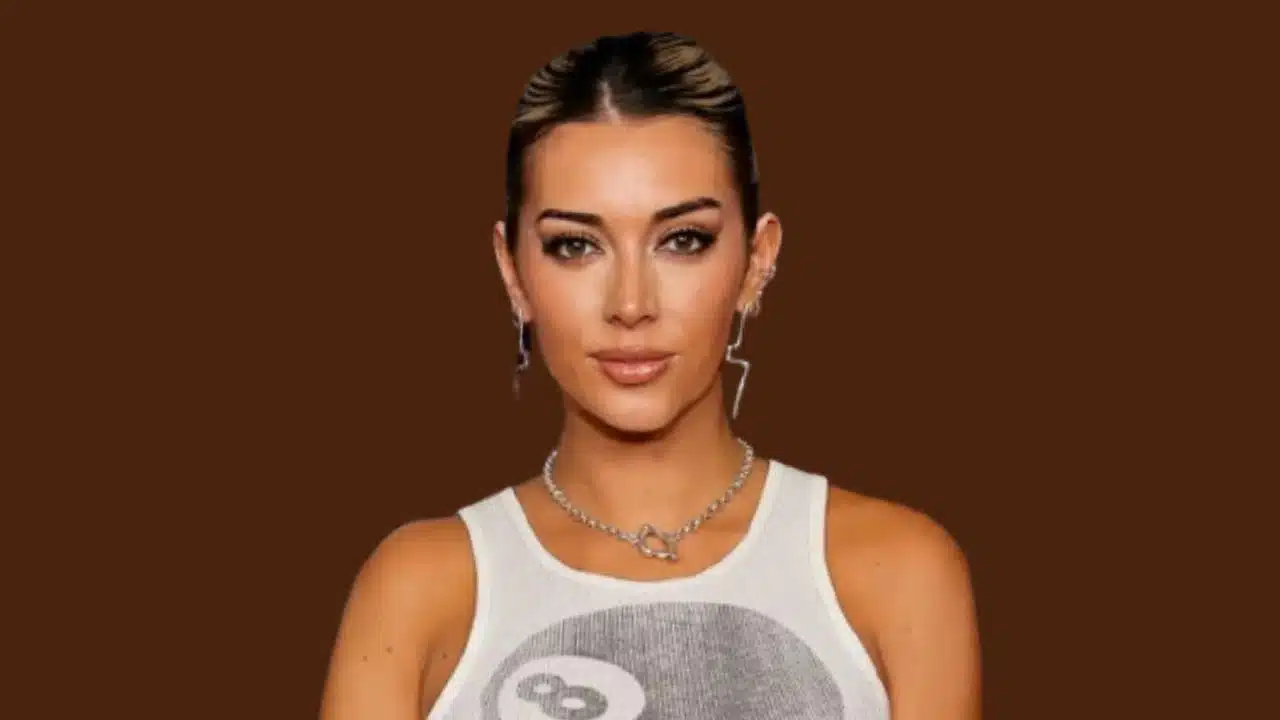 brianna chickenfry opens up zach bryan split