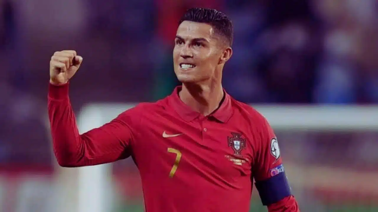 cristiano ronaldo bicycle kick breaks maradona record