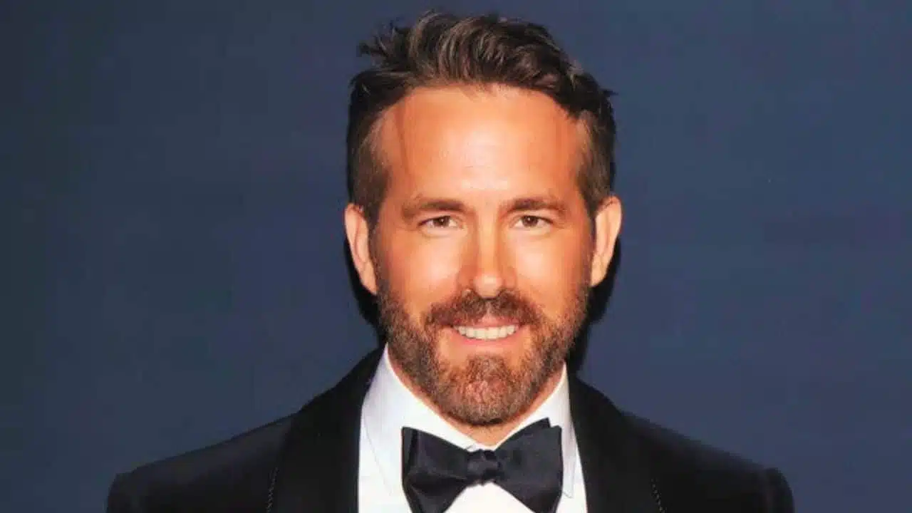 ryan reynolds reacts martha stewart not so funny claim