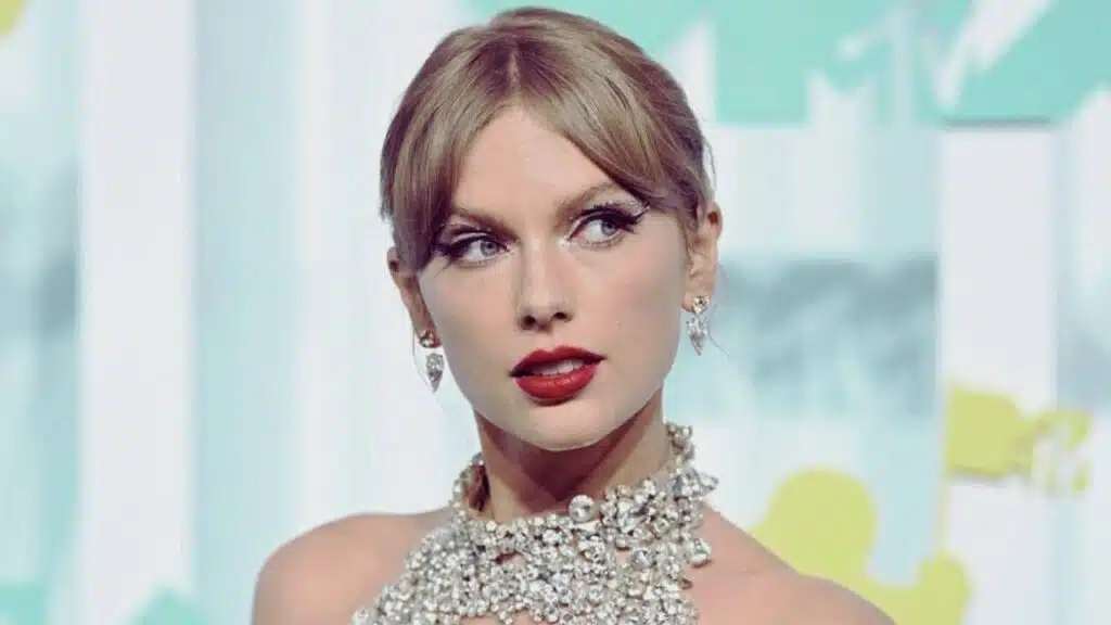 taylor swift skips mtv emas 2024 for travis kelce game