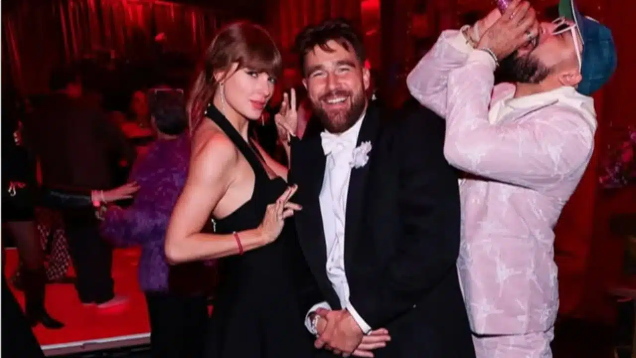 Travis Kelce surprises Taylor Swift with last 22 hat party