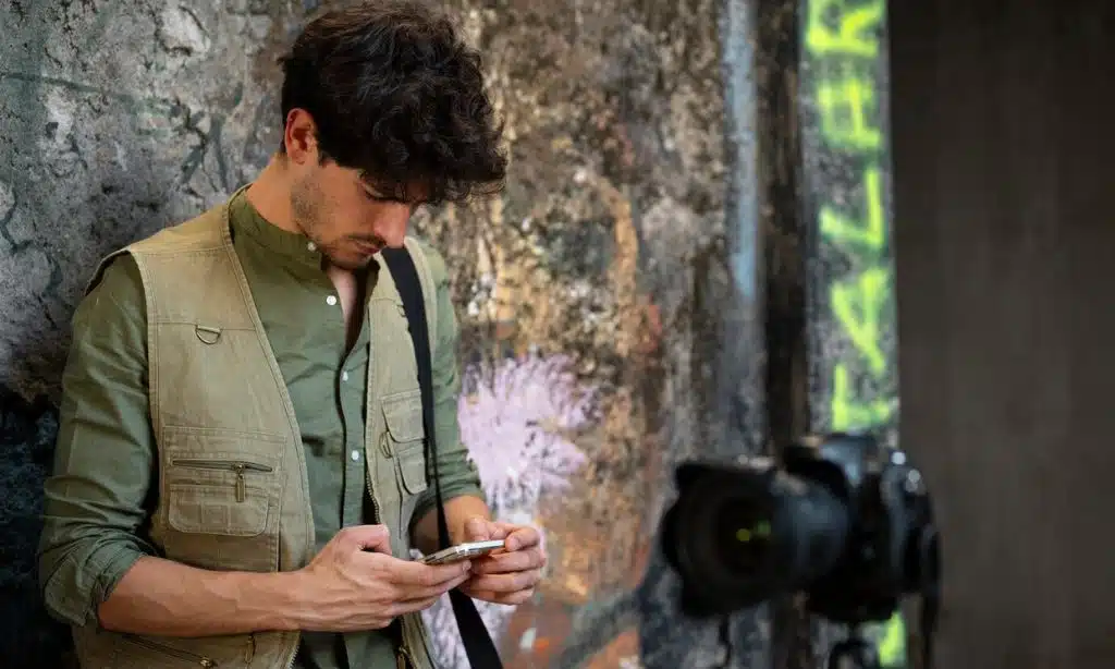 Common Themes in Behind-the-Scenes Stories