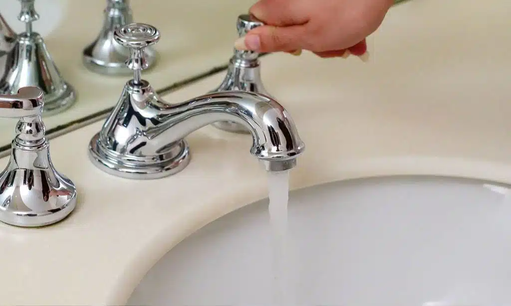 Low-Flow Water Fixtures Saving Water Without Compromising Comfort