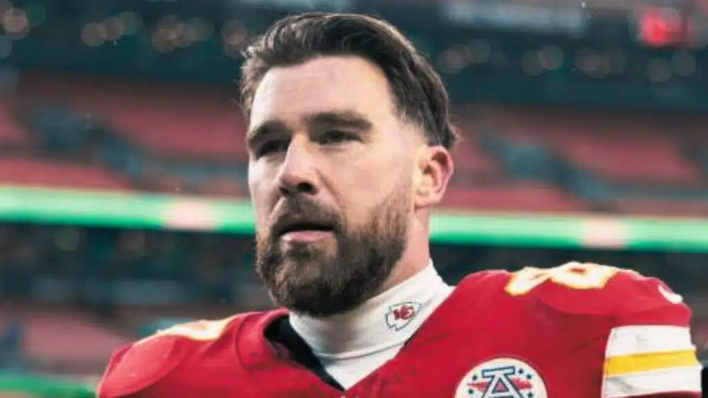 travis kelce fined goalpost dunk tony gonzalez tribute