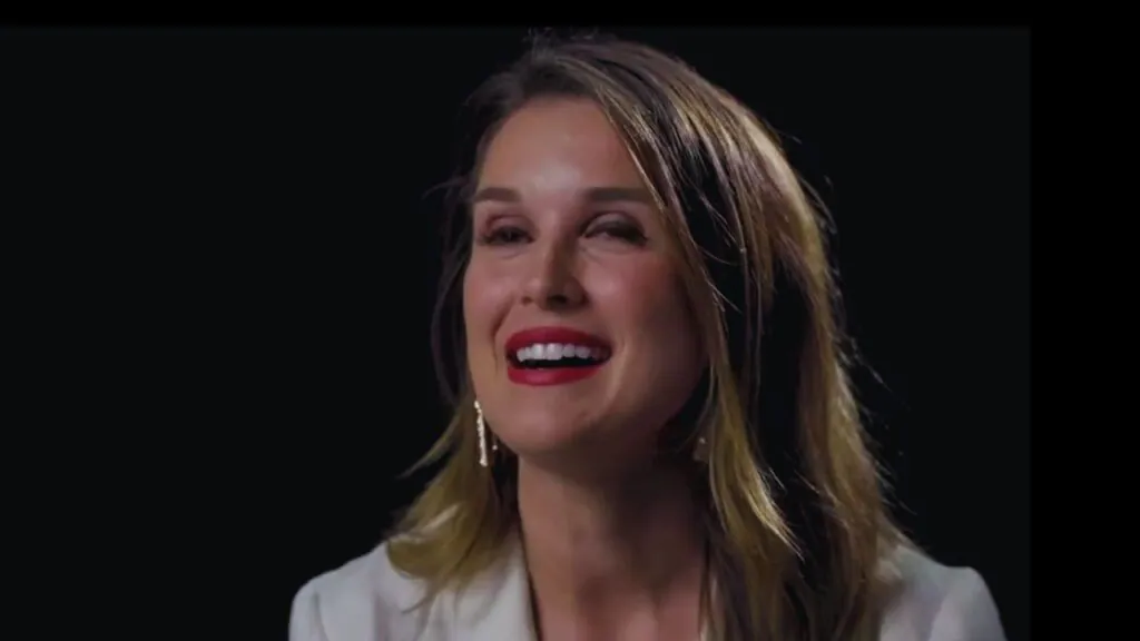 How Tall is Michelle Smallmon