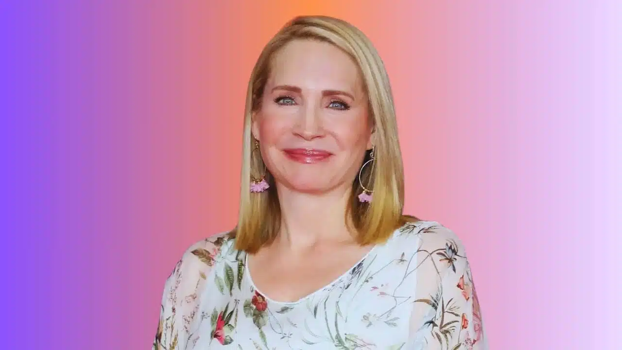 Where Is Andrea Canning From