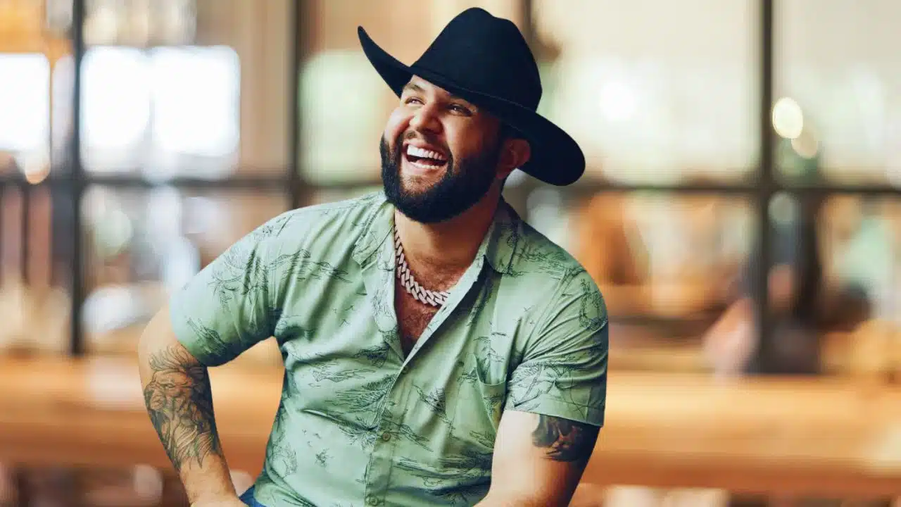 Where Is Carín León From