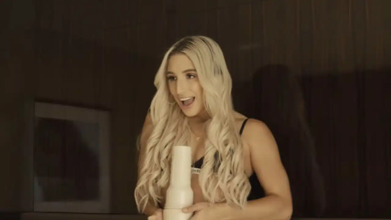 does abella danger still do porn