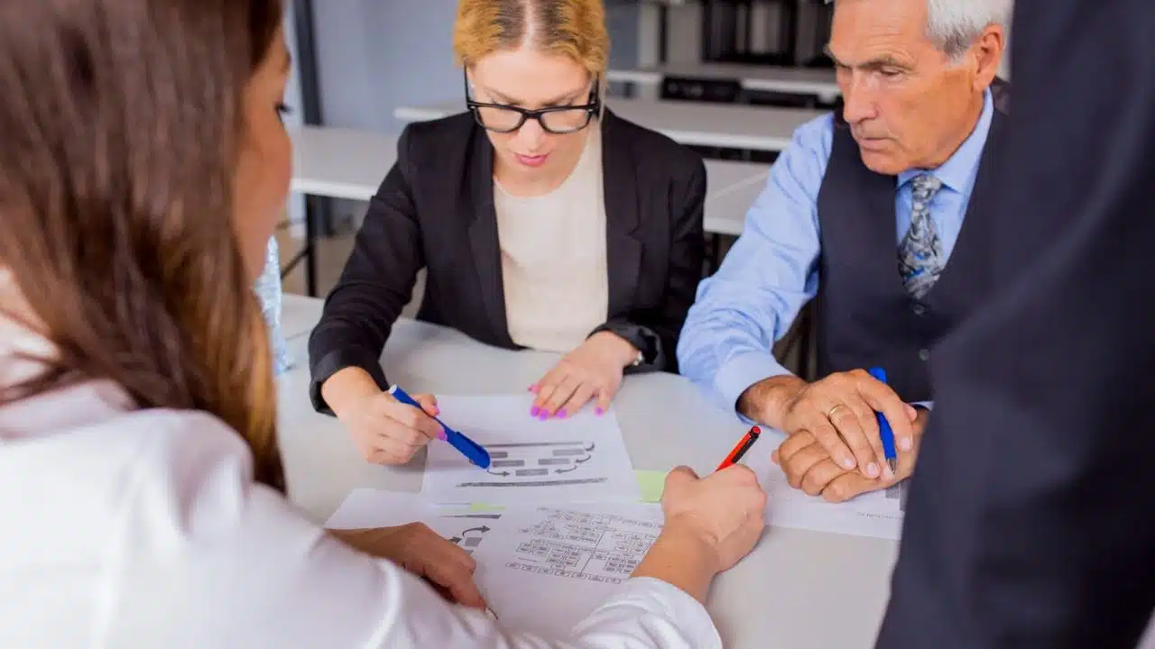 Contract renewal process