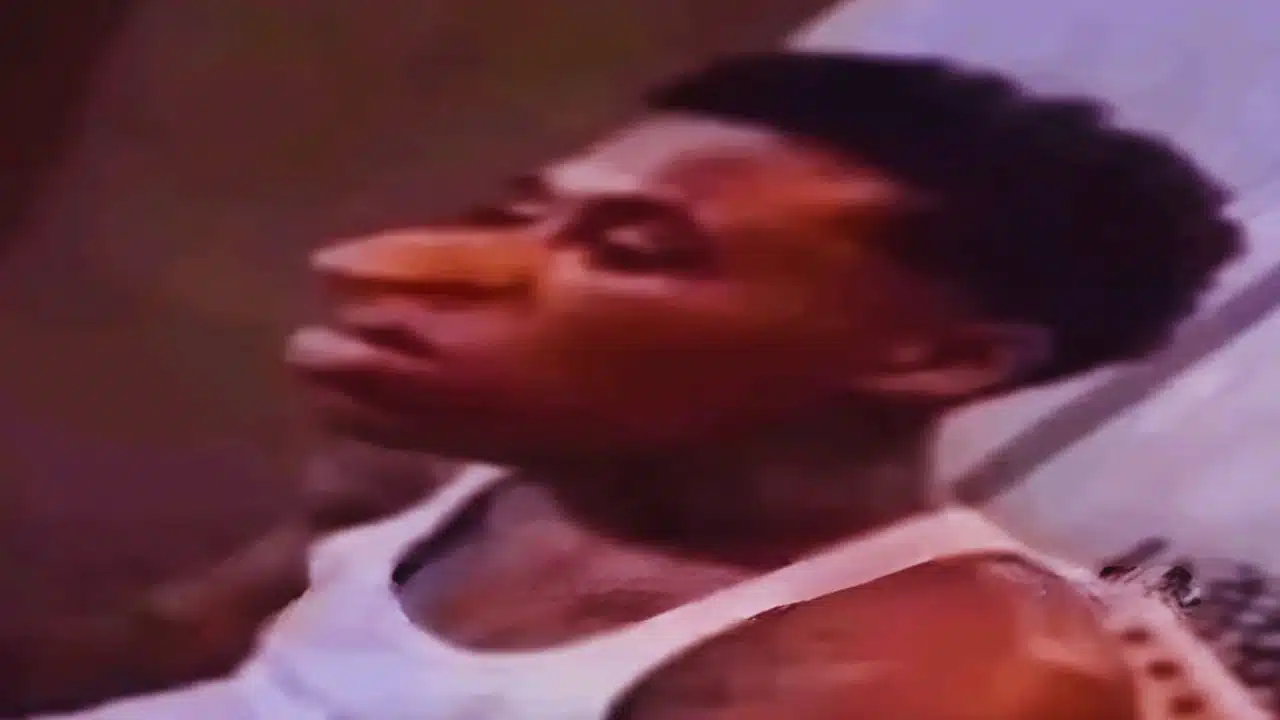 How Old is Quandale Dingle