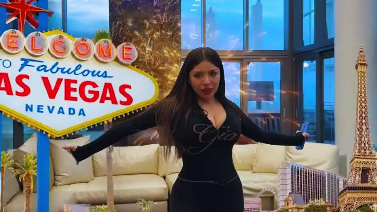 What Does Katiana Kay Do