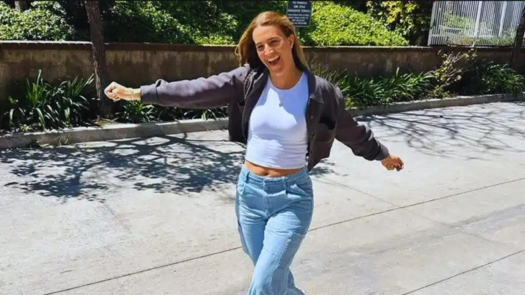 Where is Sabrina Ionescu From