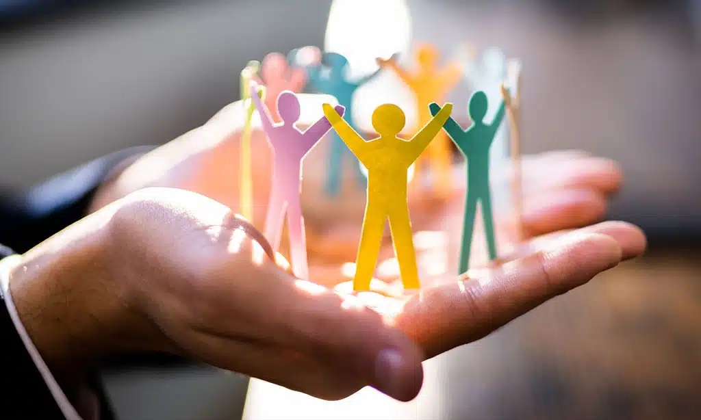 Build strong social connections within the team