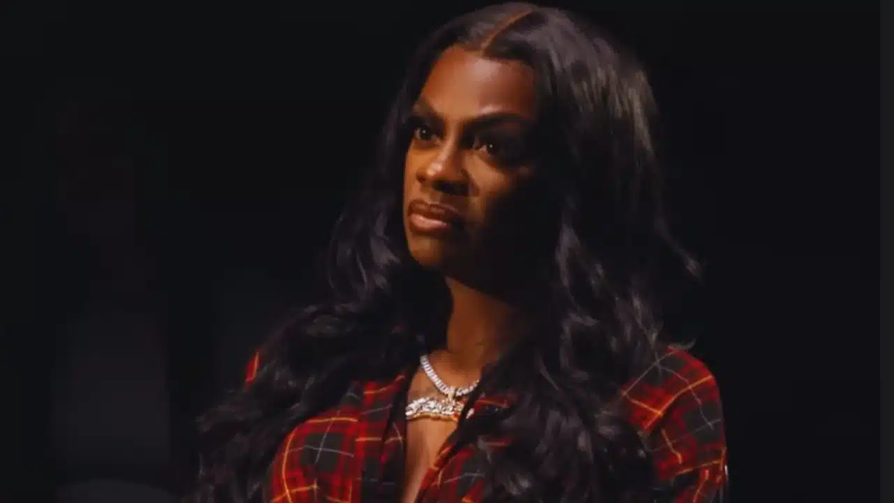 How Old is Jess Hilarious