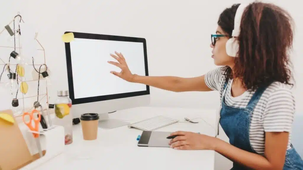 How to Set Up Free Digital Sign Software