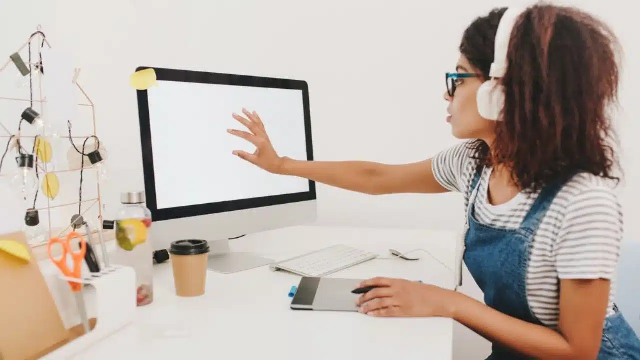 How to Set Up Free Digital Sign Software