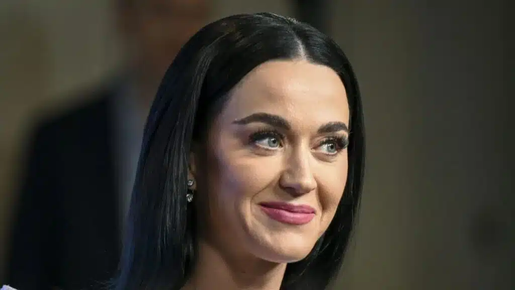 katy perry bezos fiancee not real astronauts