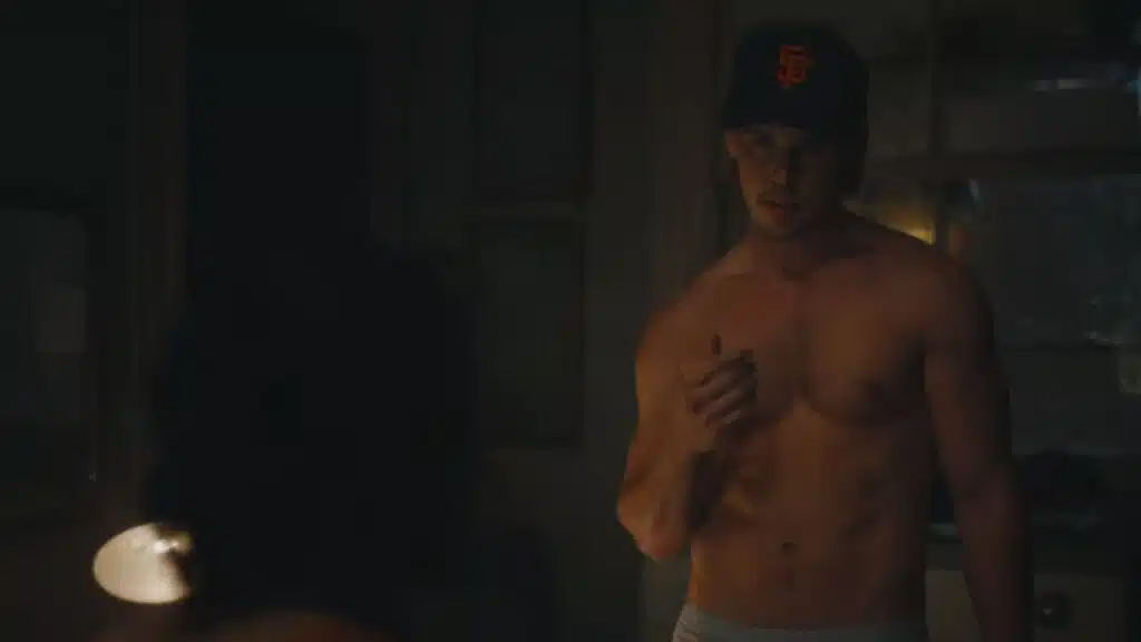 Austin Butler Caught Stealing