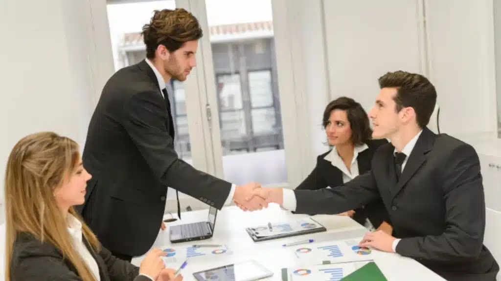 How Business Brokers Facilitate Smooth Ownership Changes