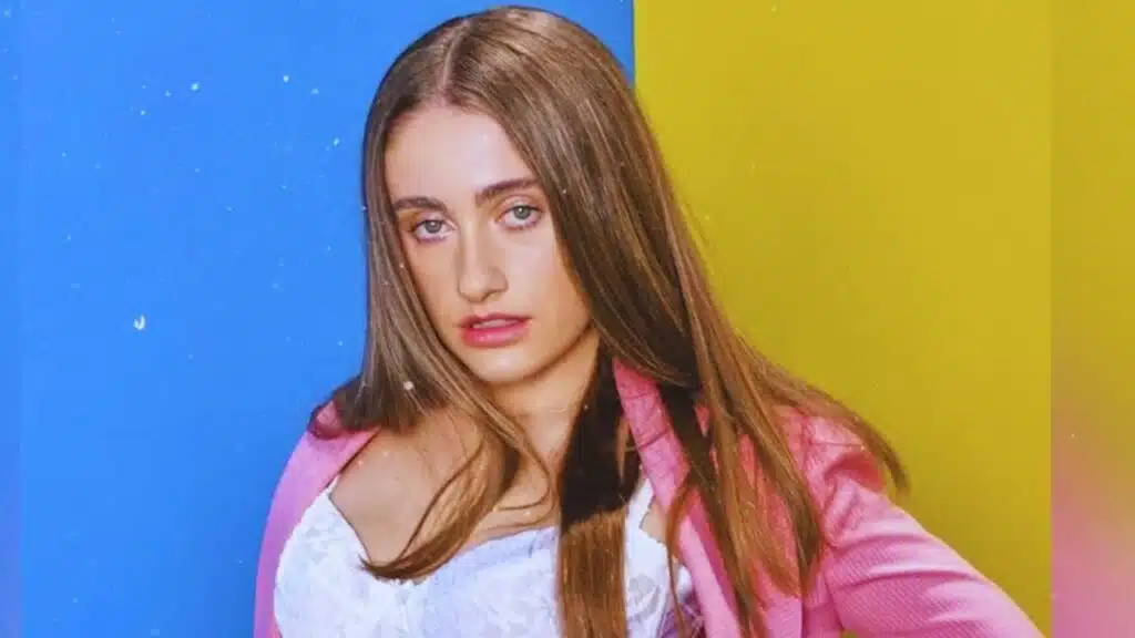 How Old is Rachel Sennott