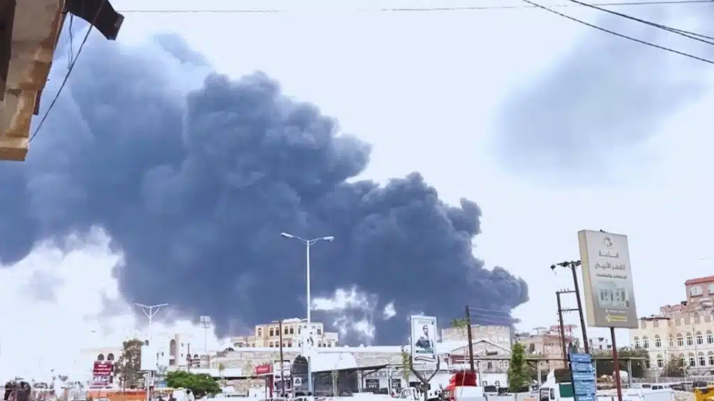 Israel airstrike on Sanaa airport