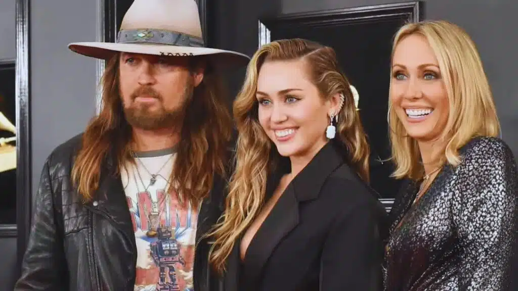 Tish Cyrus Miley Cyrus Feud