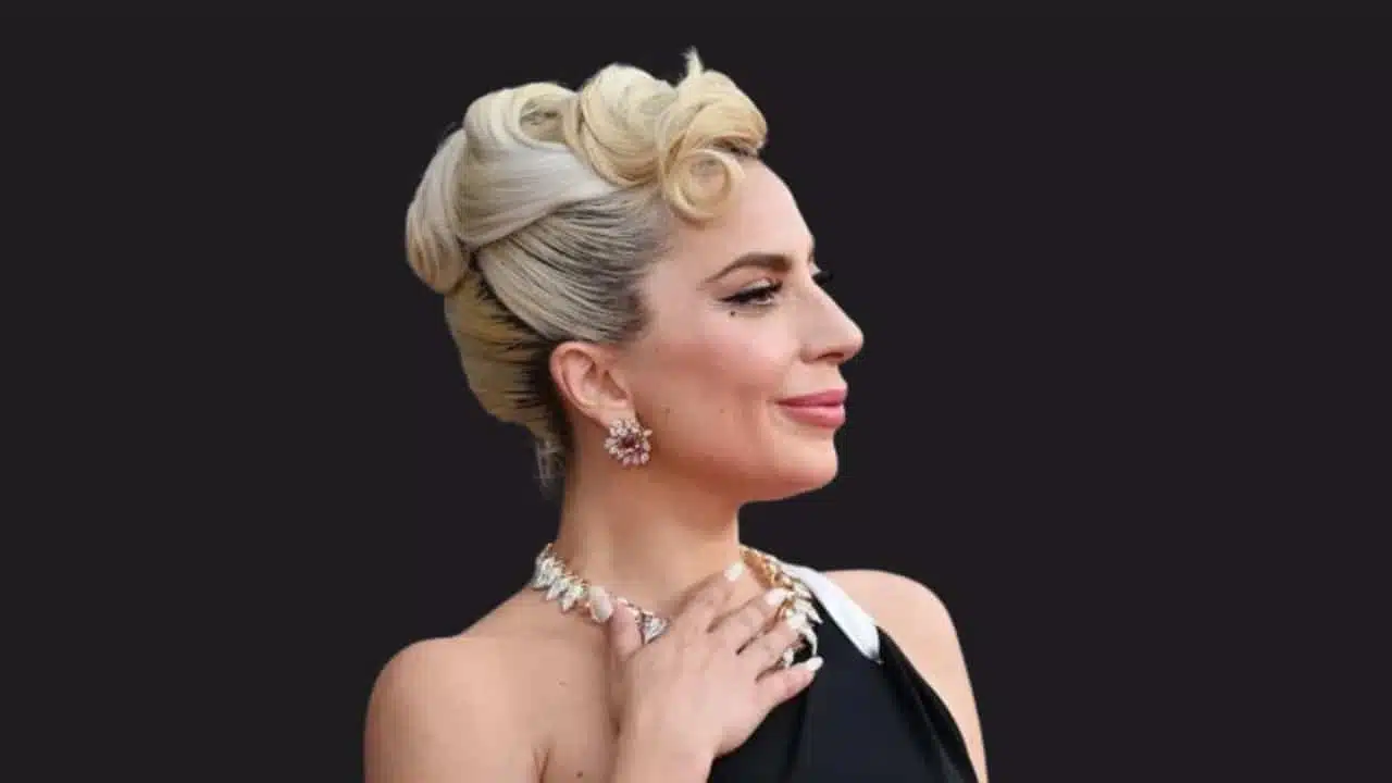 lady gaga sports emmy hold my hand super bowl