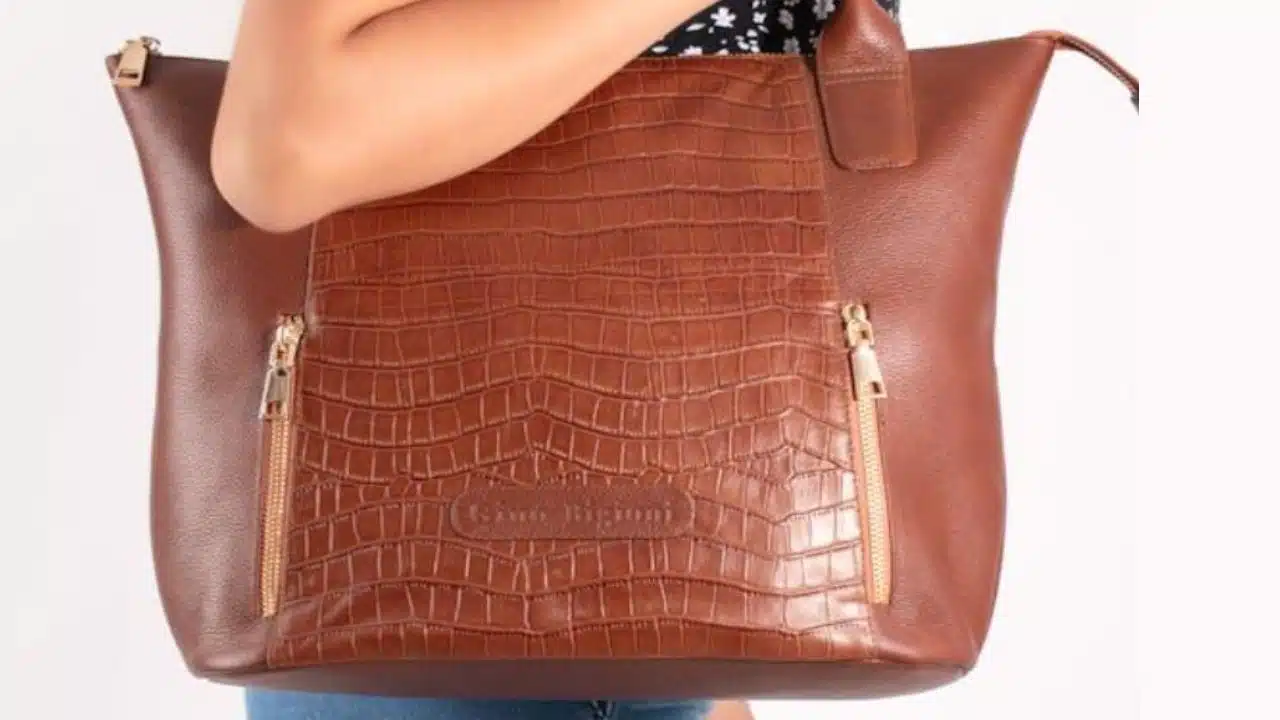 Best Tote Handbags for Business Women
