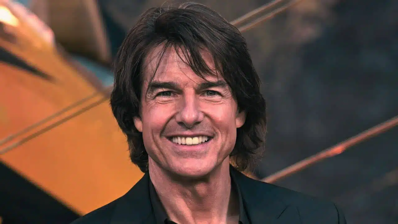 Tom Cruise Sets Guinness Record for Mission Impossible Stunt