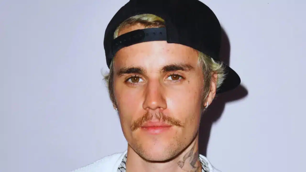 justin bieber surprises fans name change baby pics
