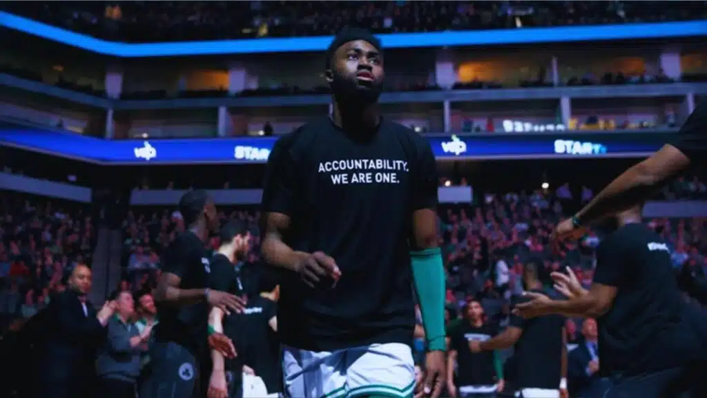 How Old is Jaylen Brown