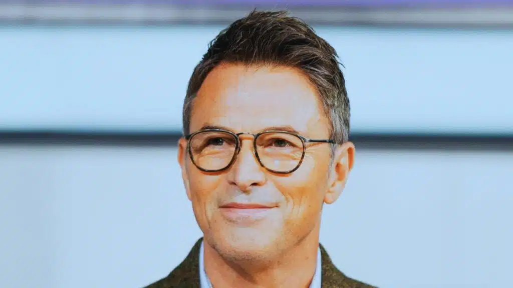 How Tall Is Tim Daly