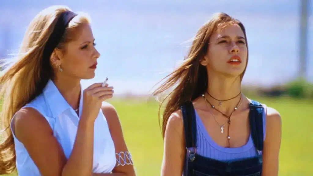 jennifer love hewitt sarah michelle gellar reboot