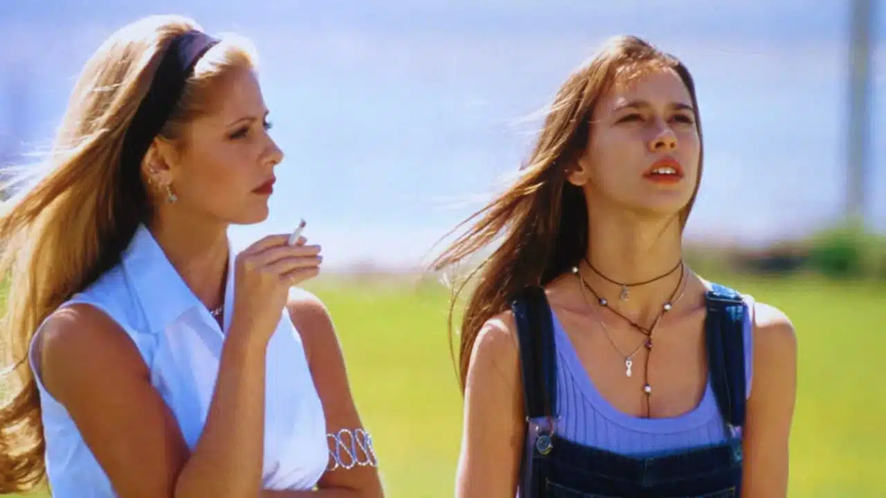 jennifer love hewitt sarah michelle gellar reboot