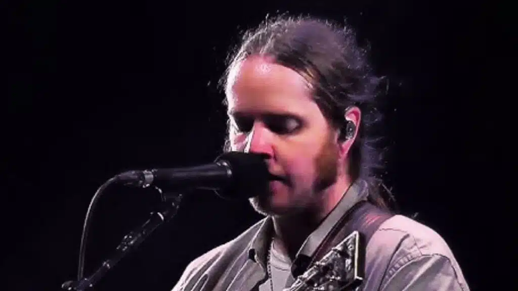 How Much is Billy Strings Worth