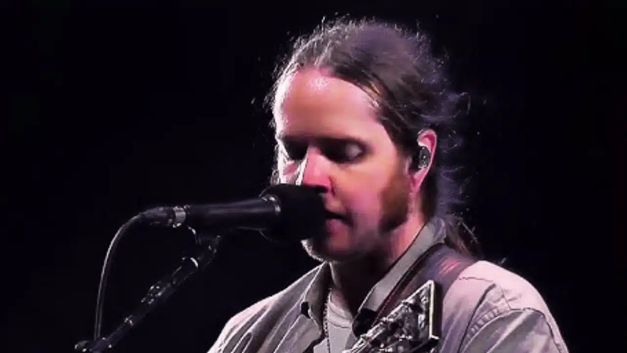 How Much is Billy Strings Worth
