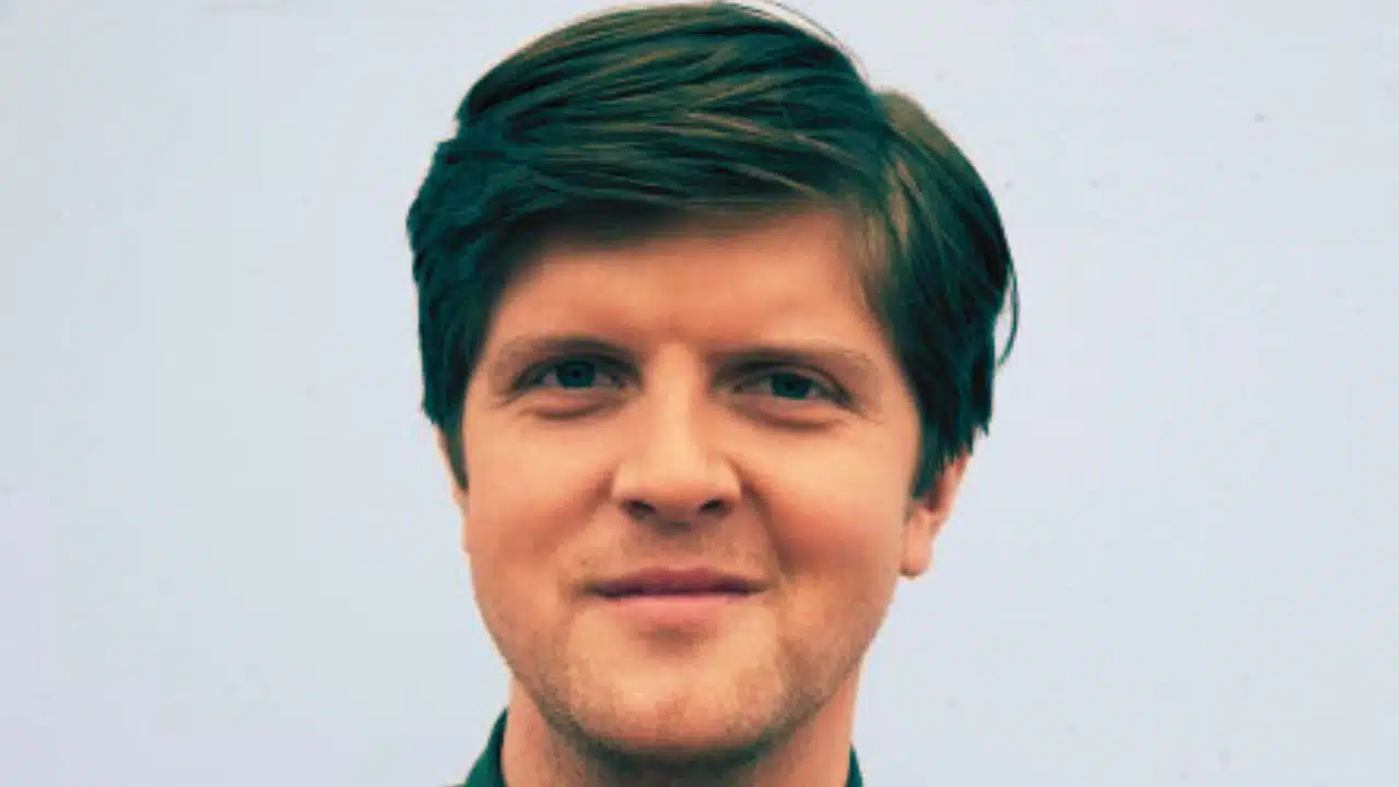 How Tall is Buck Sexton