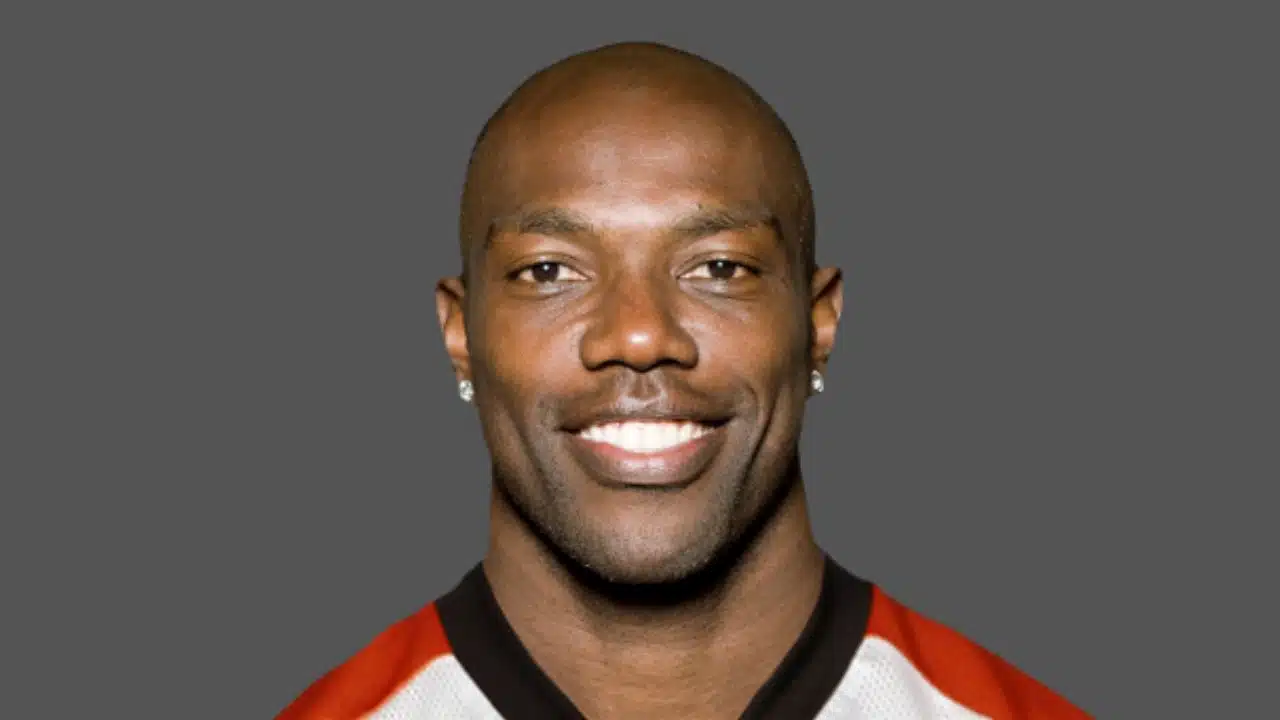 how tall is terrell owens