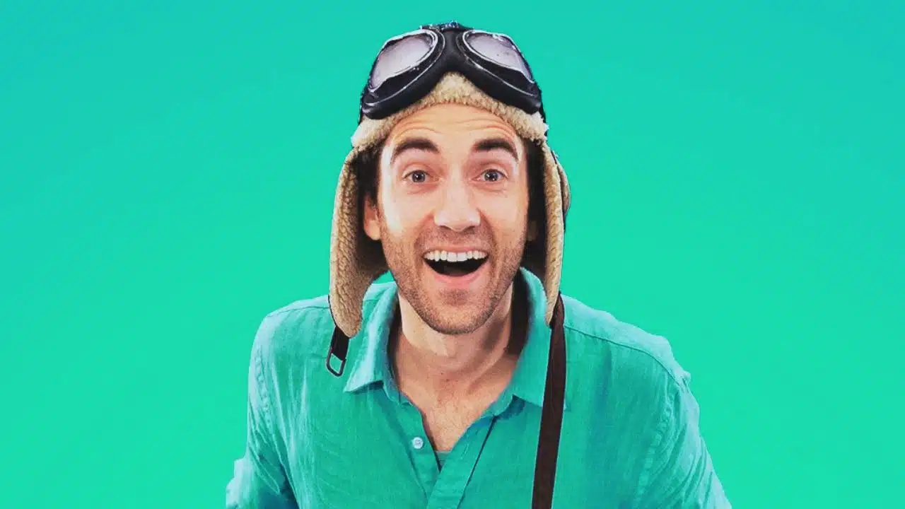 who is danny go wife