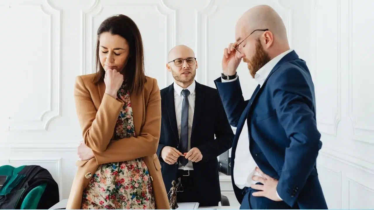 Benefits Of Hiring Experienced Divorce Solicitors In The UK