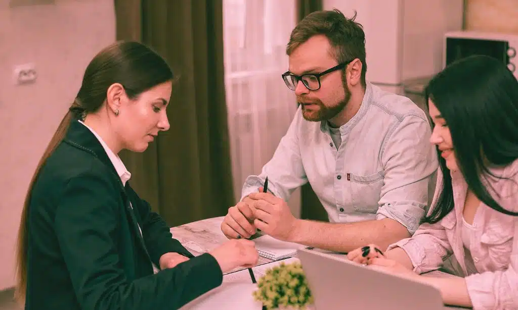 How Do You Build a Strong Financial Plan to Secure Loans