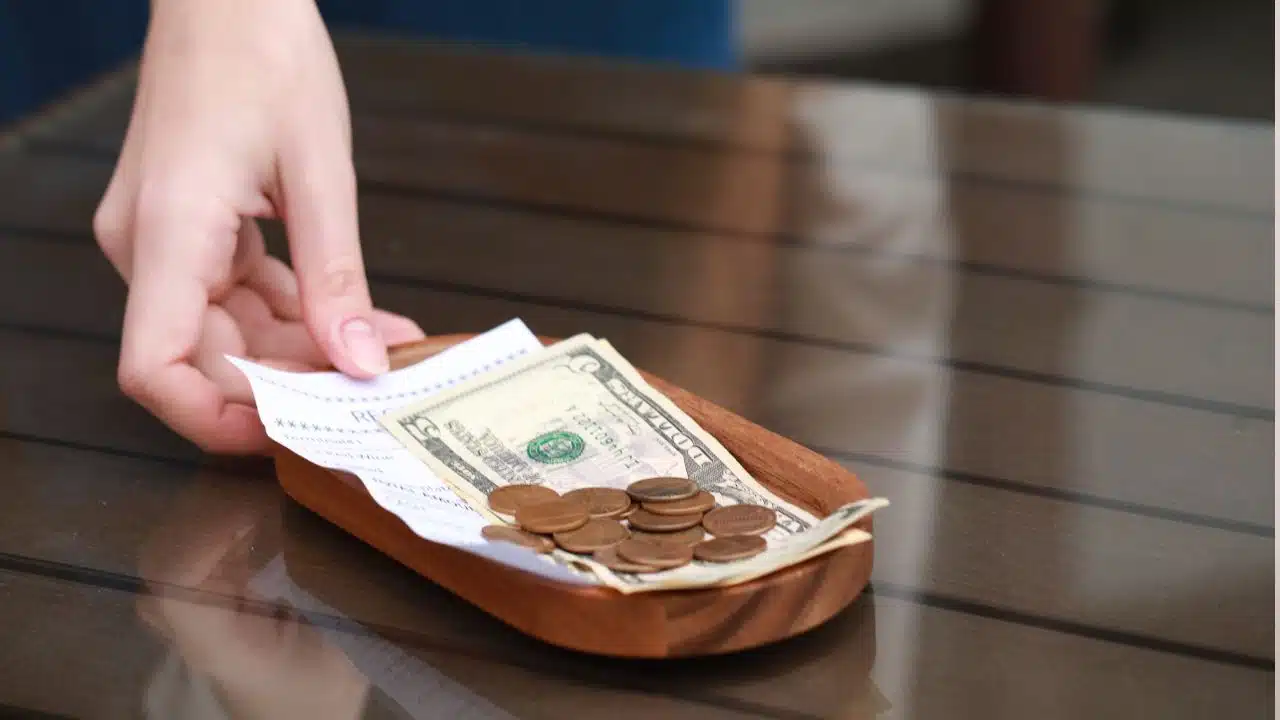 Digital Sellers & Amazon Flipkart Vendors: ITR Do’s and Don’ts | TaxBuddy