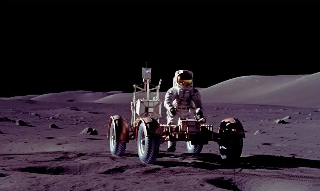Manned Lunar Mission by 2030