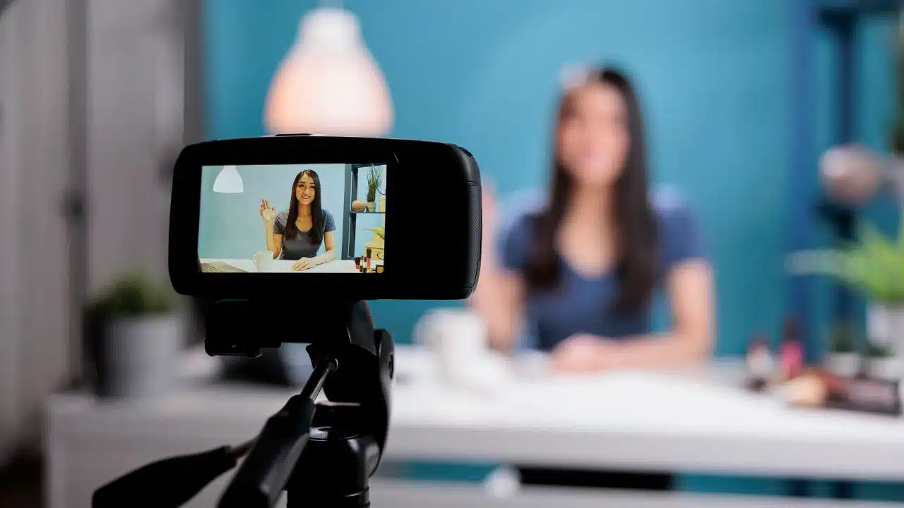 YouTube Creators Boost UK Economy by £2.2 Billion and 45,000 Jobs