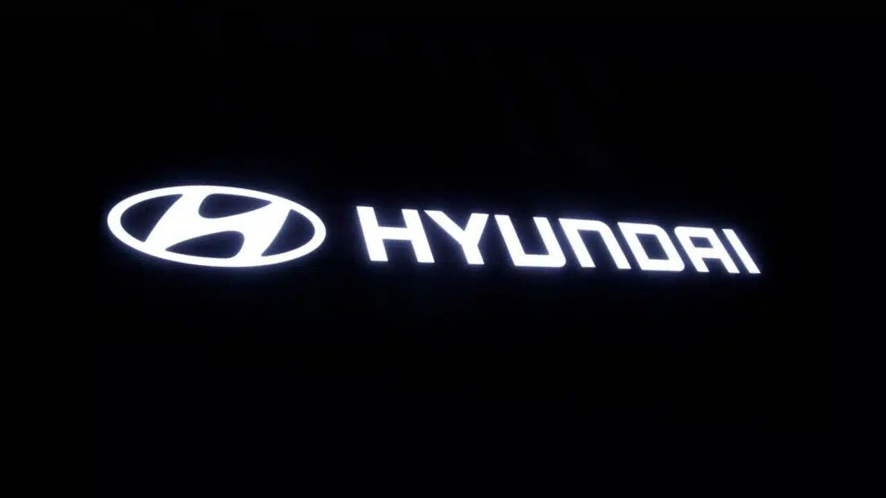 hyundai georgia battery plant ice raid 475 workers arrested