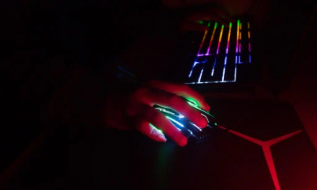 How does an RGB Gaming Mouse improve gameplay